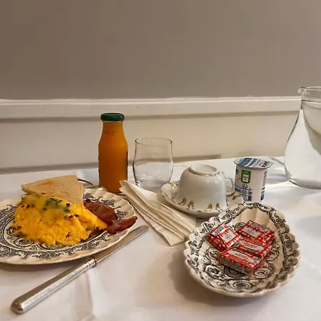 Bed & Breakfast Le Manoir De La Cane Montfort-sur-Meu